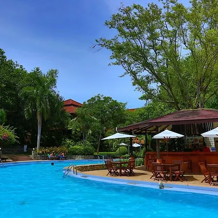 Loma Resort & Spa